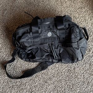 Lululemon Gym to Win Duffle